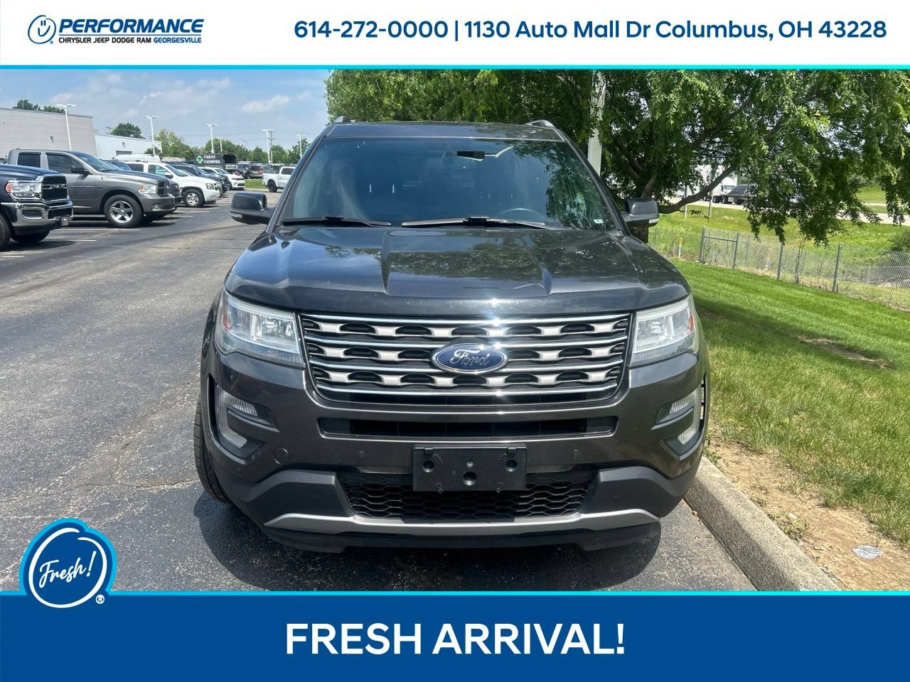 Used 2017 Ford Explorer XLT w/ Equipment Group 202A AWD/4WD image 9