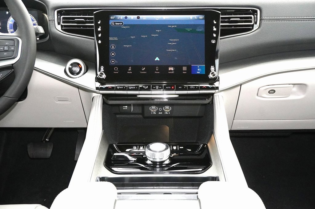 New 2025 Jeep Wagoneer 4WD w/ Premium Group I image 8