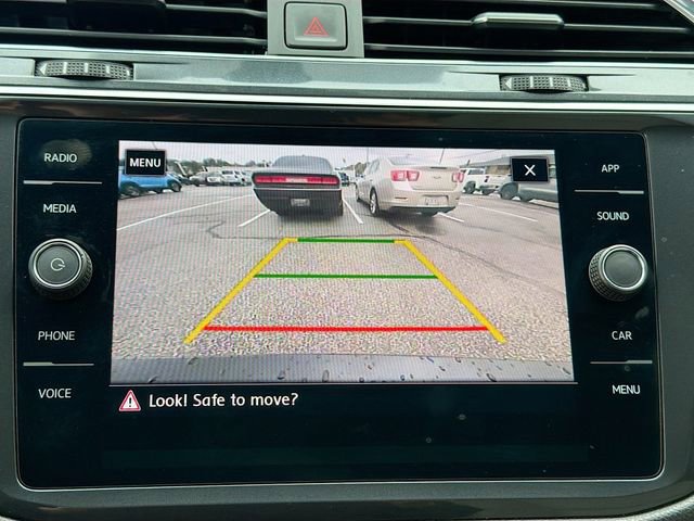 Used 2020 Volkswagen Tiguan SE image 13