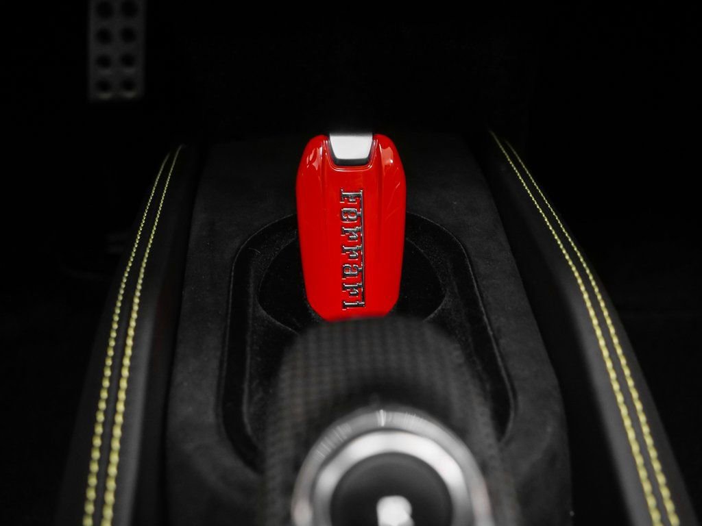 Used 2022 Ferrari F8 Tributo image 62