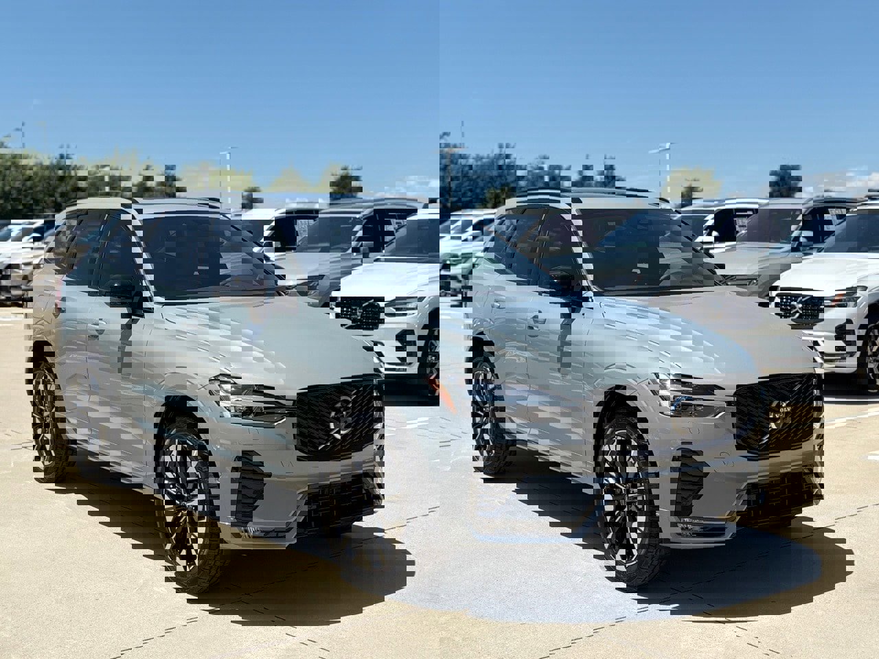 New 2026 Volvo XC60 B5 Plus w/ Protection Package Premier image 5