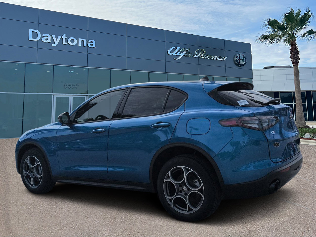 New 2026 Alfa Romeo Stelvio Sprint w/ Convenience Package AWD/4WD image 5