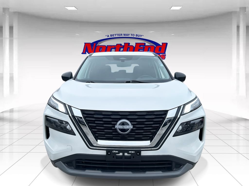 Used 2023 Nissan Rogue S image 8
