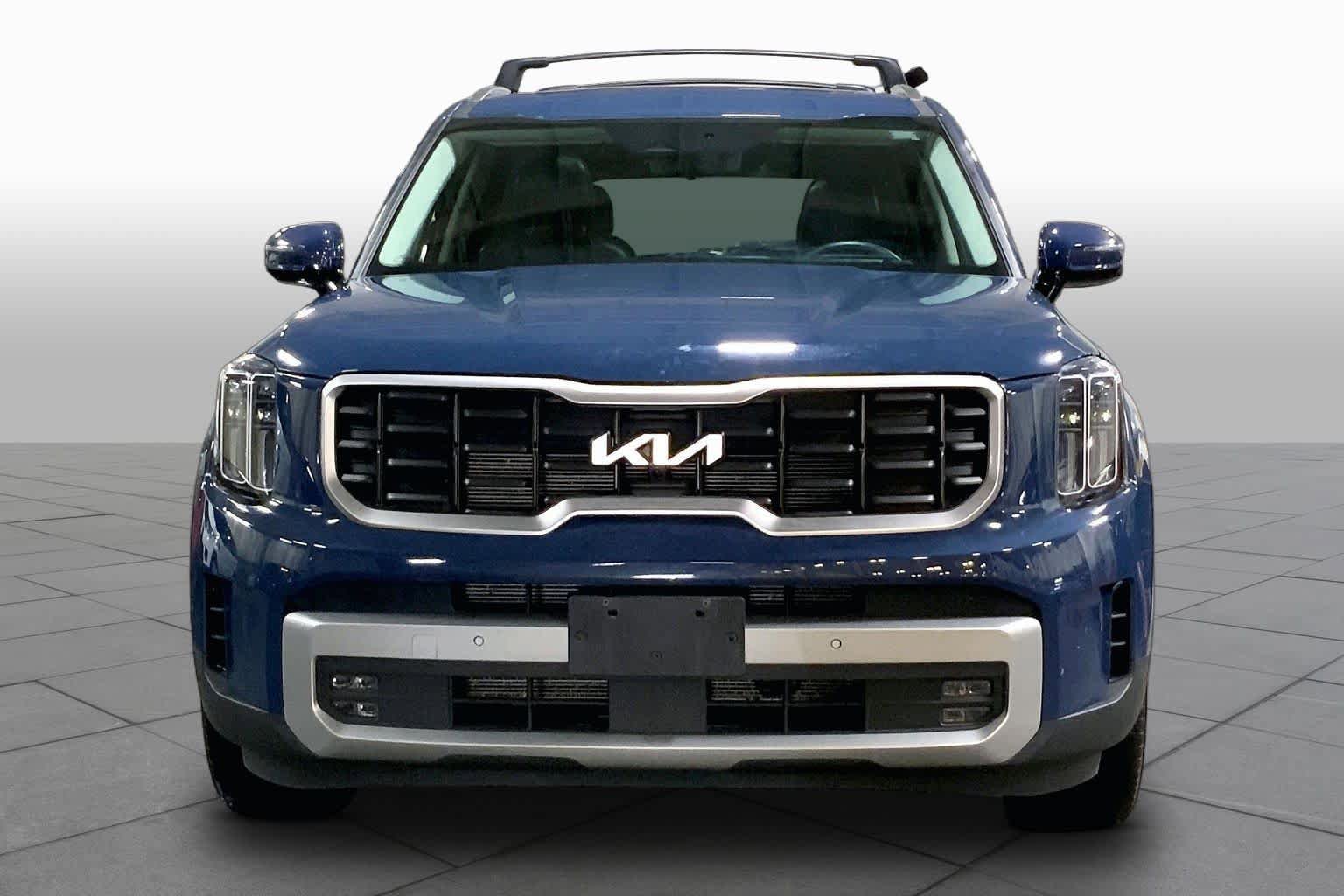 Used 2023 Kia Telluride SX Prestige AWD/4WD image 4