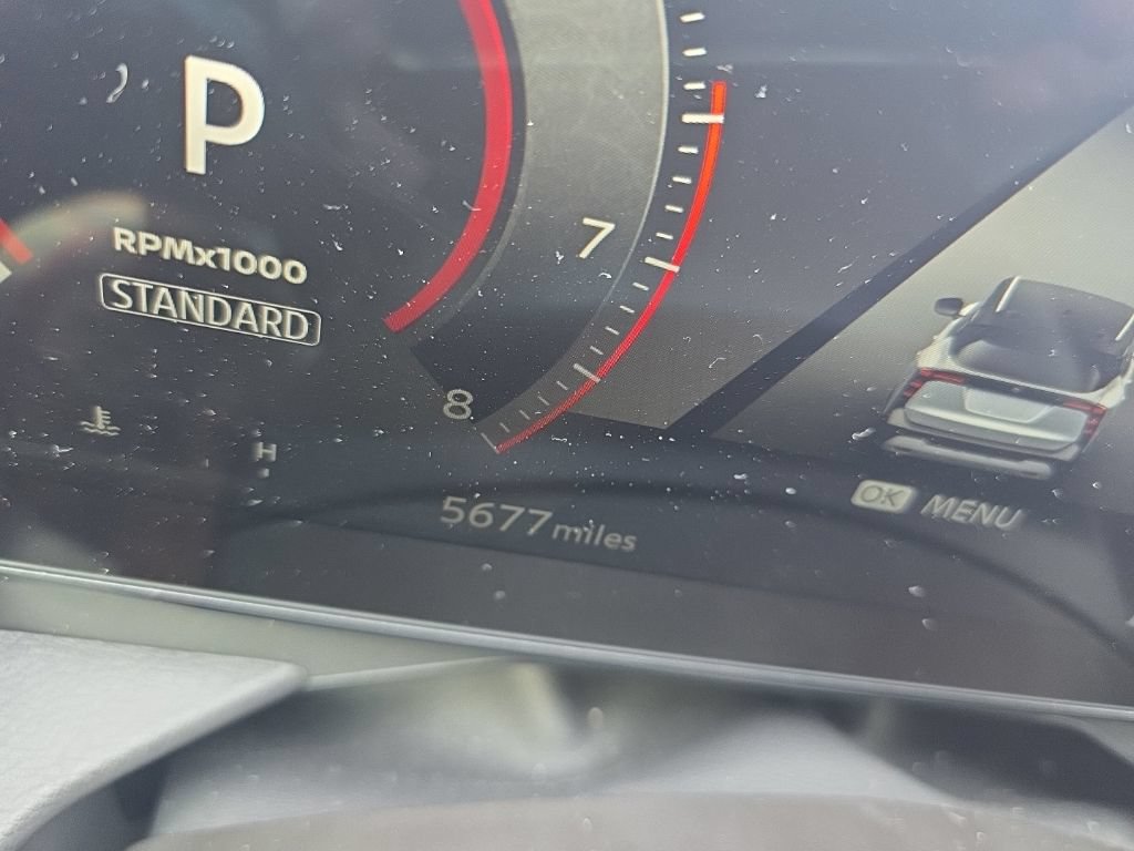 Certified 2025 Nissan Kicks SR FWD image 19
