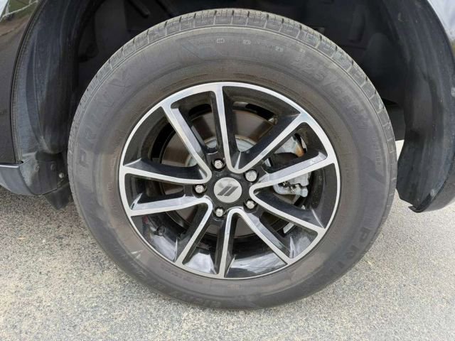 Used 2018 Dodge Journey SE w/ Blacktop Package image 19