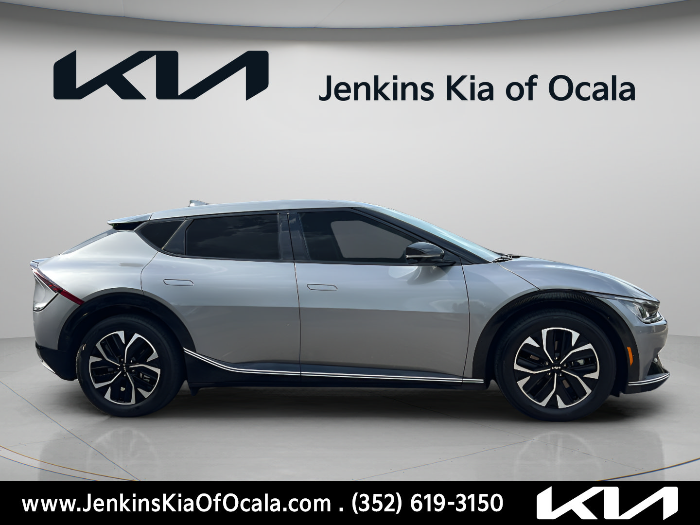 Certified 2023 Kia EV6 Wind AWD/4WD image 2
