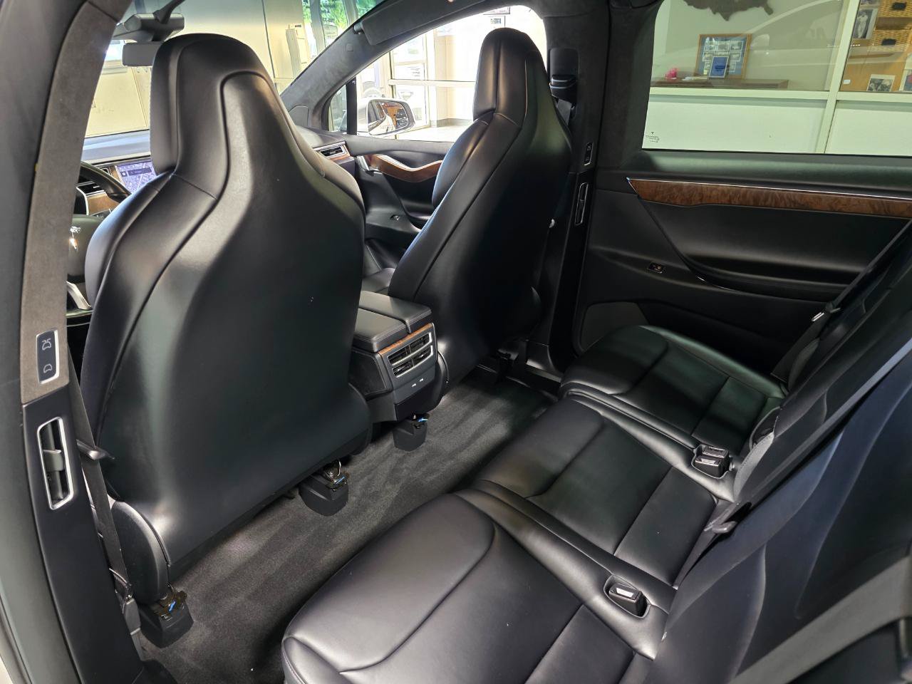 Used 2017 Tesla Model X 100D AWD/4WD image 21