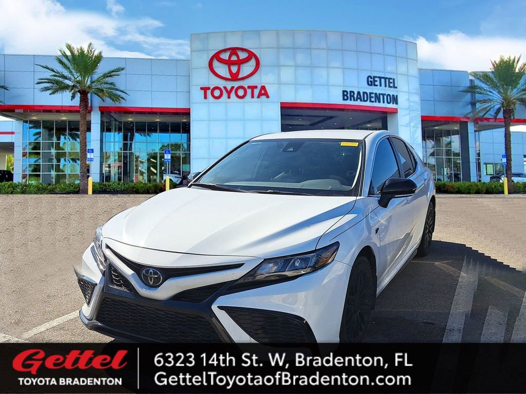 Used 2023 Toyota Camry SE