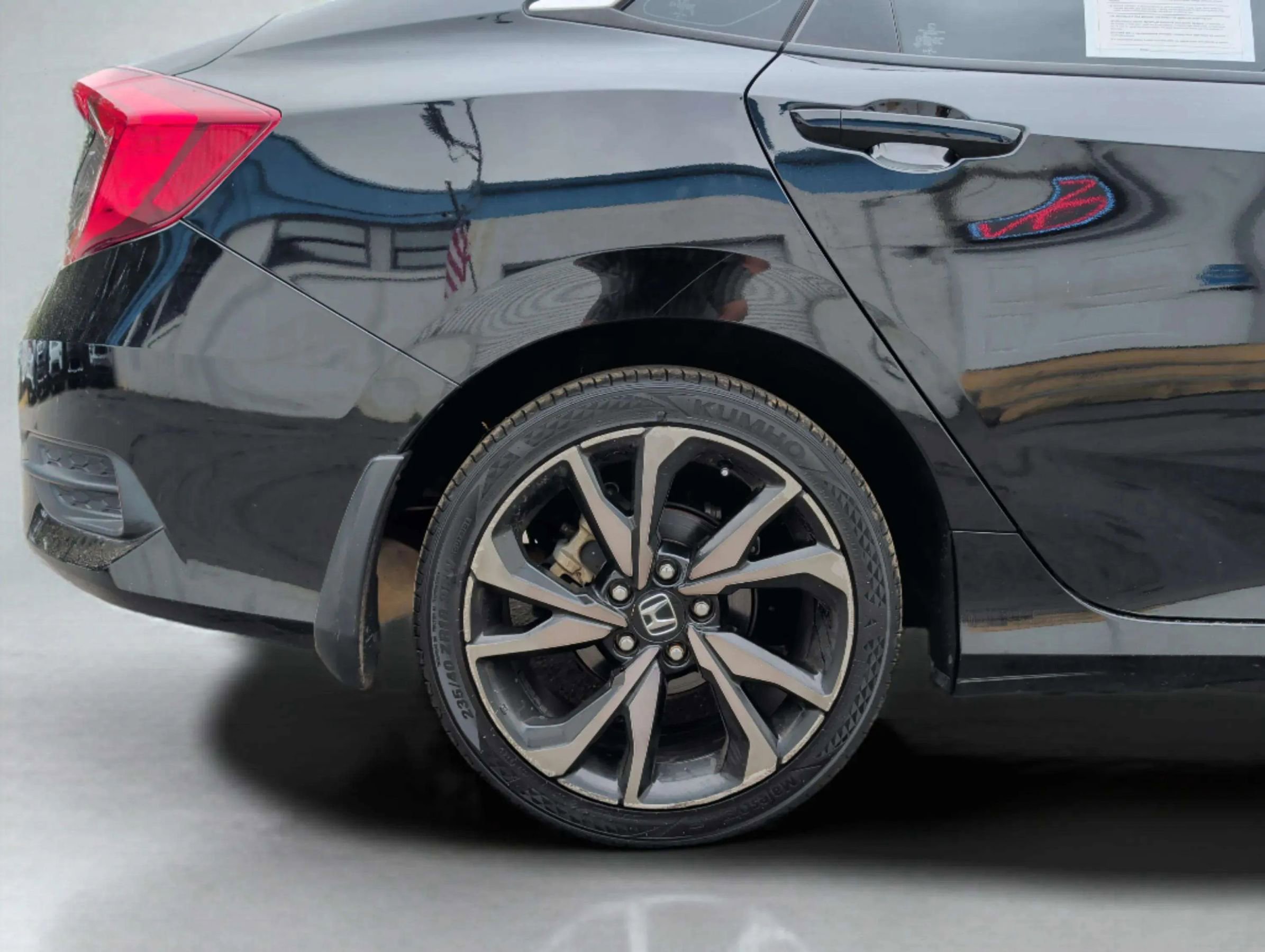 Used 2019 Honda Civic Sport image 34