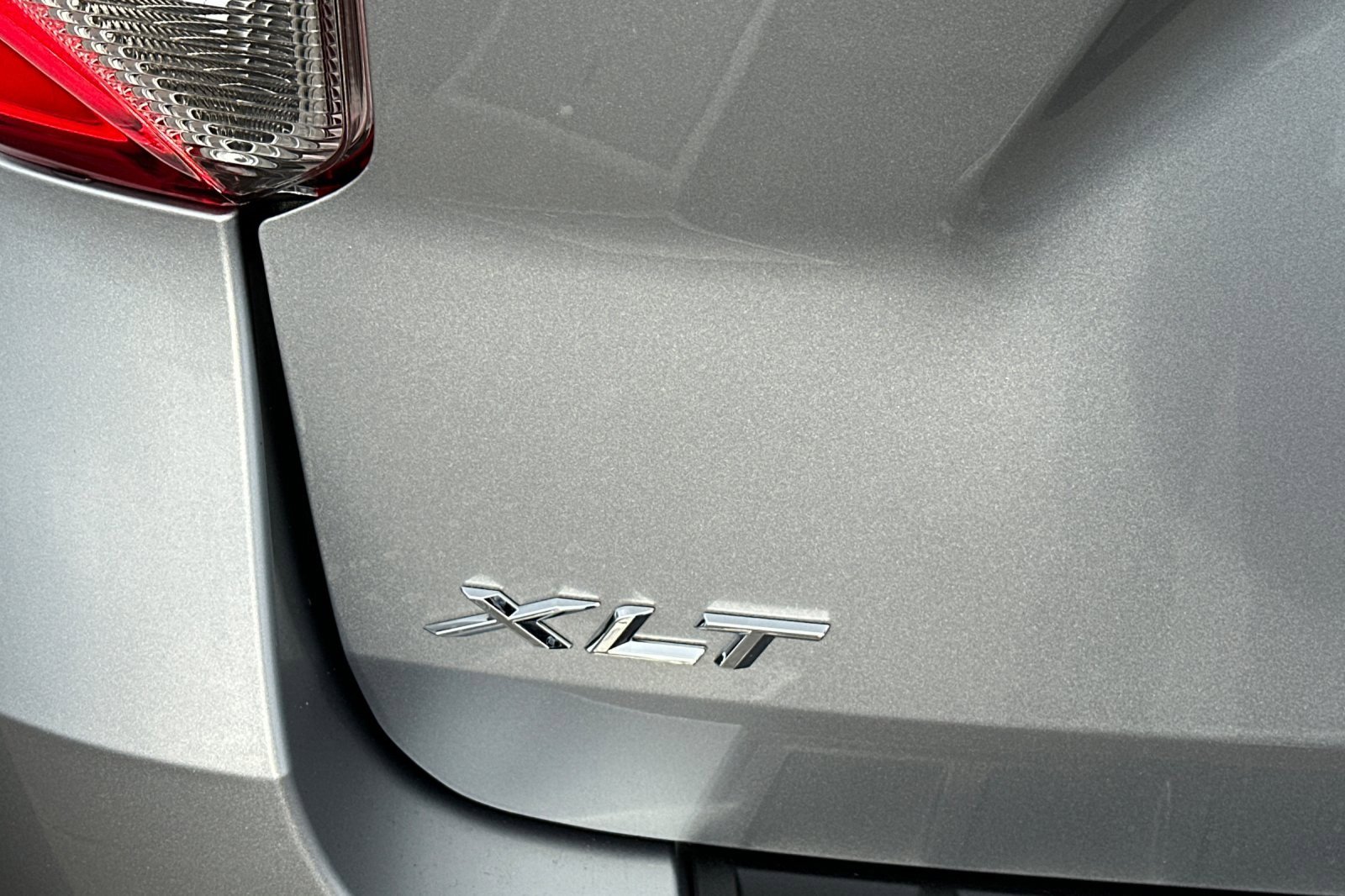 Certified 2023 Ford Explorer XLT image 27