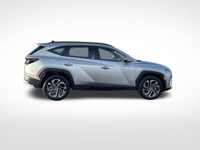 New 2025 Hyundai Tucson Limited image 6