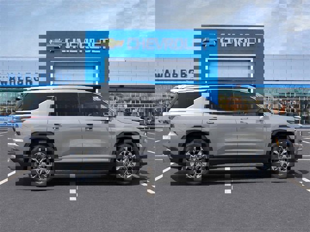 New 2025 Chevrolet Traverse LT w/ Enhanced Driving Package image 5