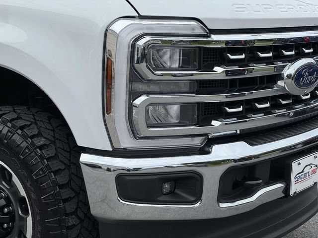 Used 2024 Ford F250 Lariat w/ FX4 Off-Road Package AWD/4WD image 7