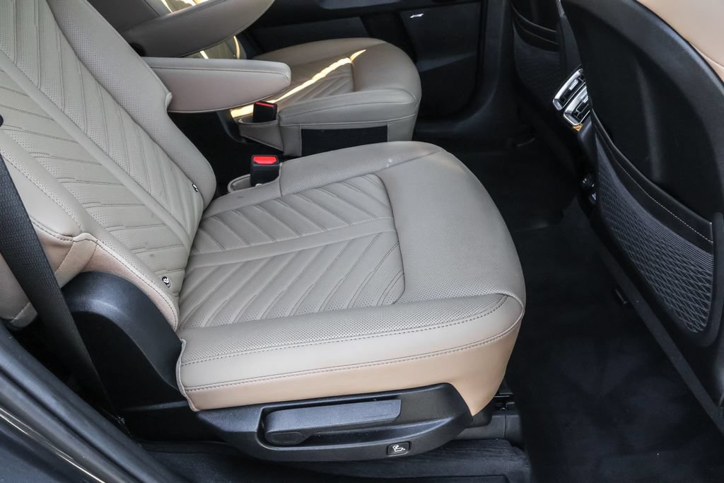 Used 2024 Kia Sorento SX Prestige w/ Olive Brown Leather Package AWD/4WD image 38