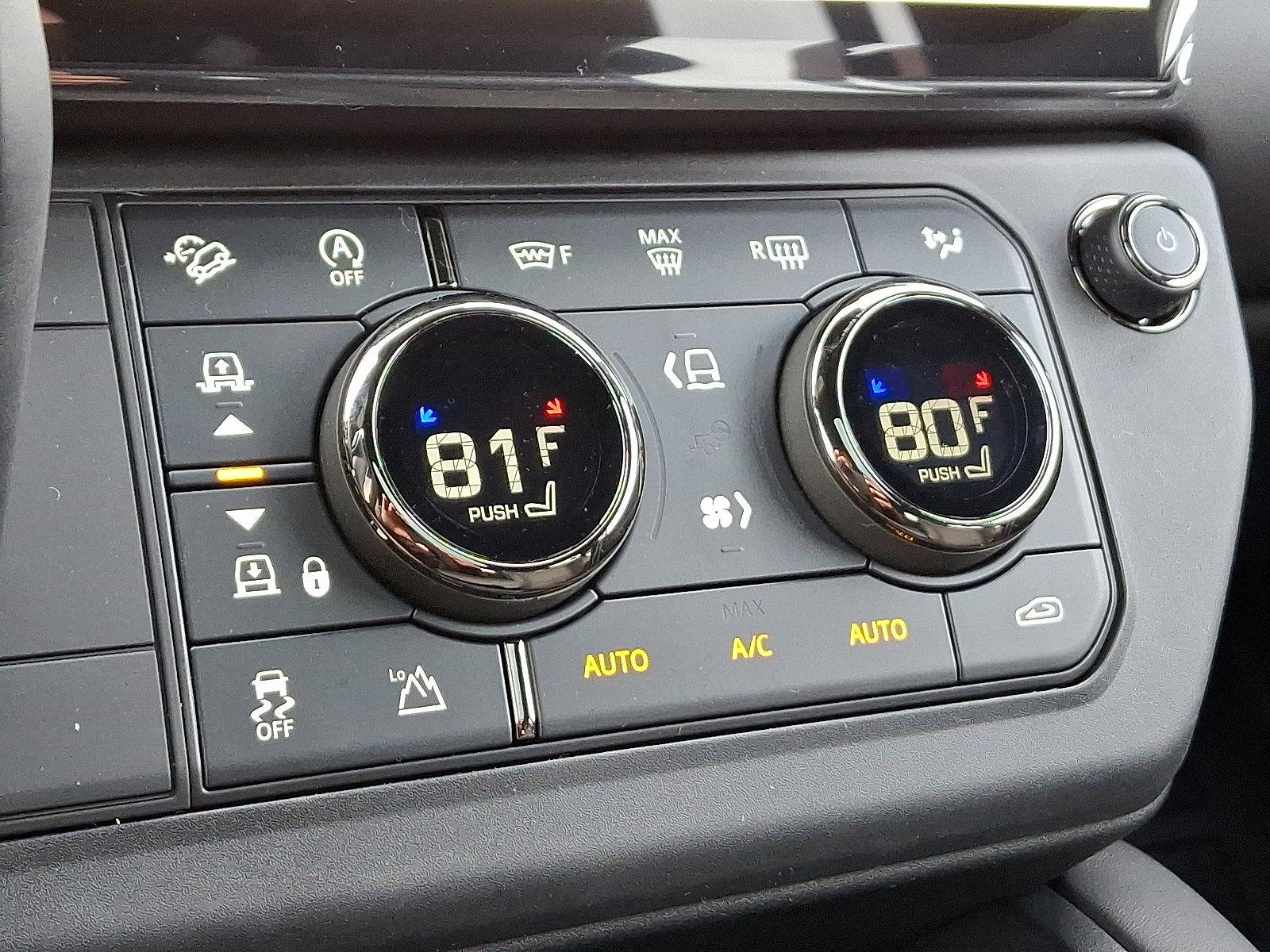 New 2026 Land Rover Defender 110 OCTA image 14