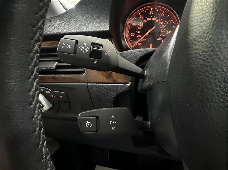 Used 2013 BMW 328i Convertible RWD image 17