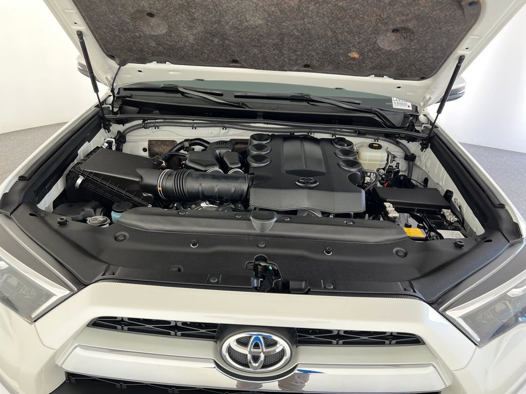 Used 2019 Toyota 4Runner Limited AWD/4WD image 24