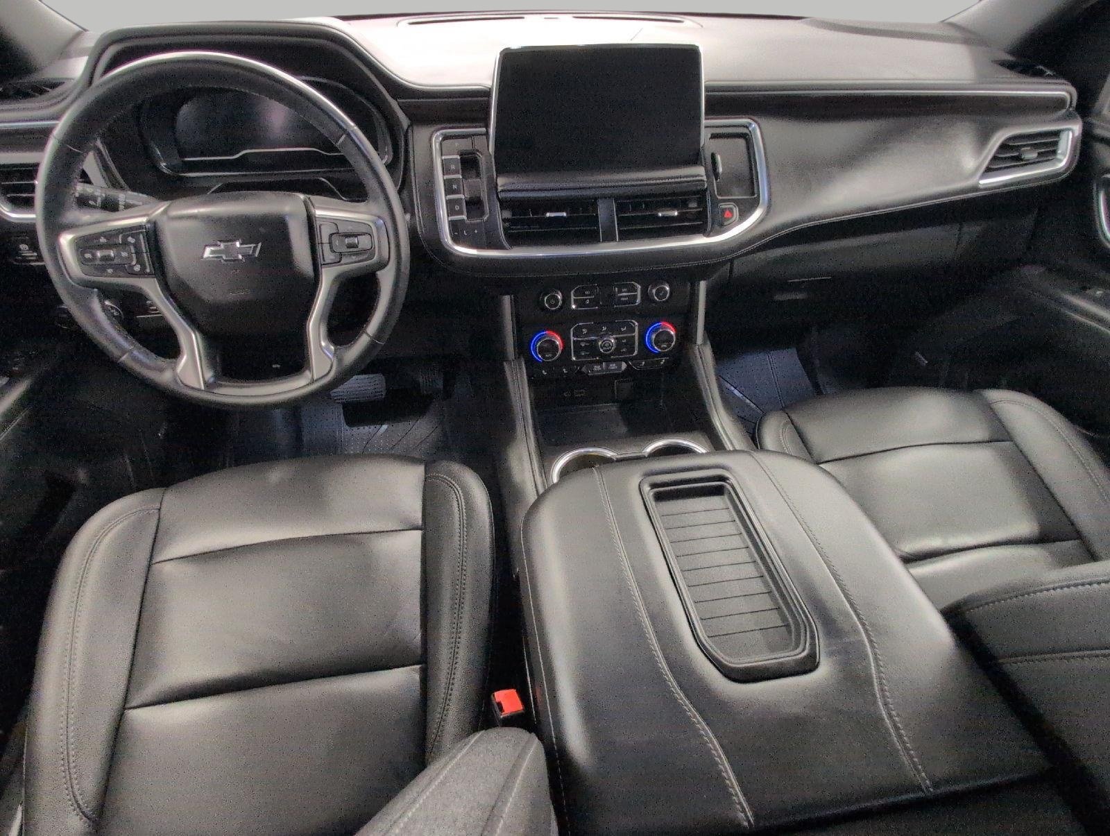 Used 2024 Chevrolet Tahoe Z71 w/ Luxury Package AWD/4WD image 8