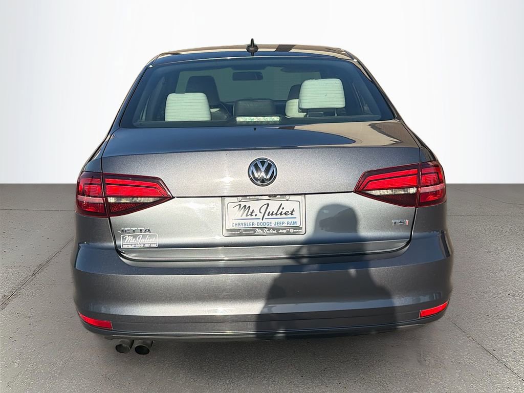 Used 2016 Volkswagen Jetta Sport FWD image 5