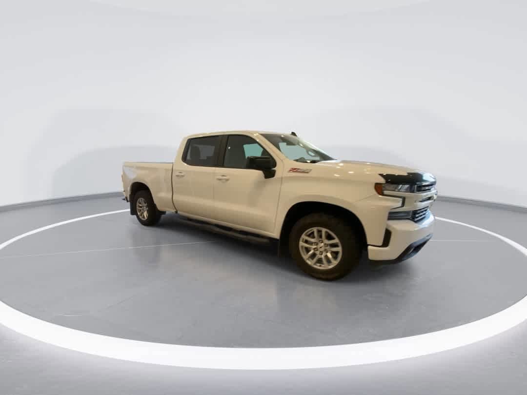 Used 2020 Chevrolet Silverado 1500 RST w/ Z71 Off-Road Package AWD/4WD image 2
