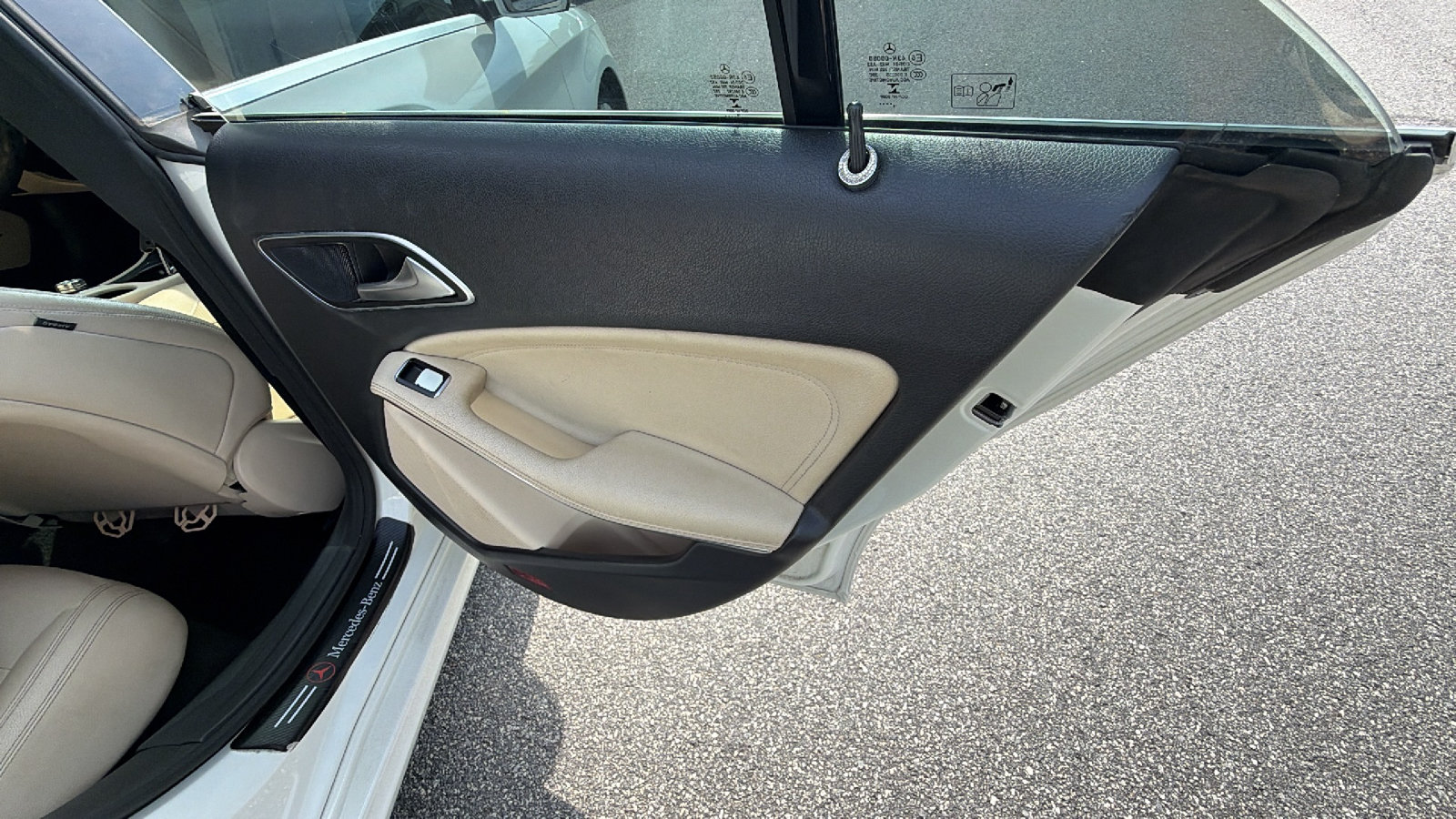 Used 2017 Mercedes-Benz CLA 250 image 21