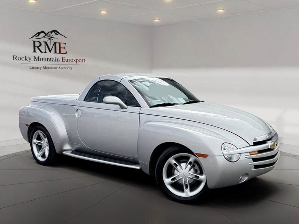 Used 2004 Chevrolet SSR Base w/ Preferred Equipment Group