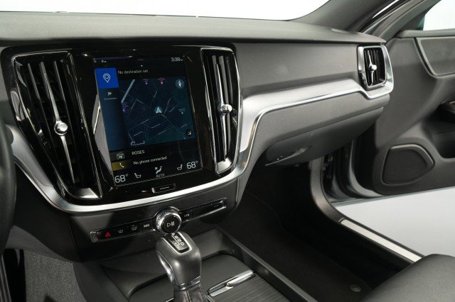 Used 2019 Volvo S60 T6 Momentum AWD/4WD image 30