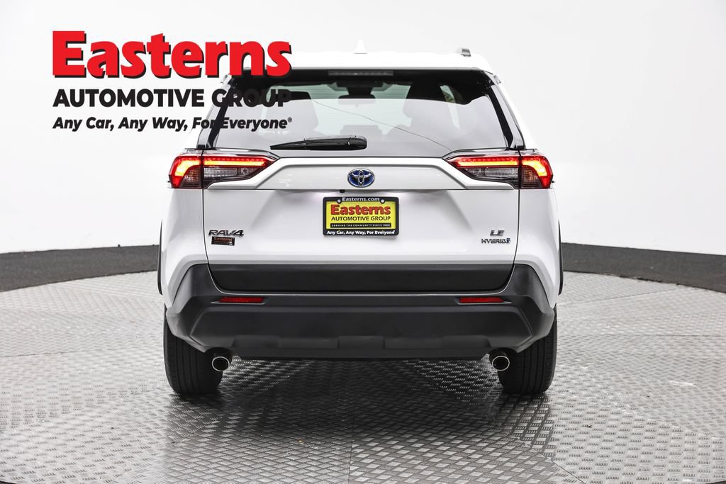Used 2023 Toyota RAV4 LE AWD/4WD image 6