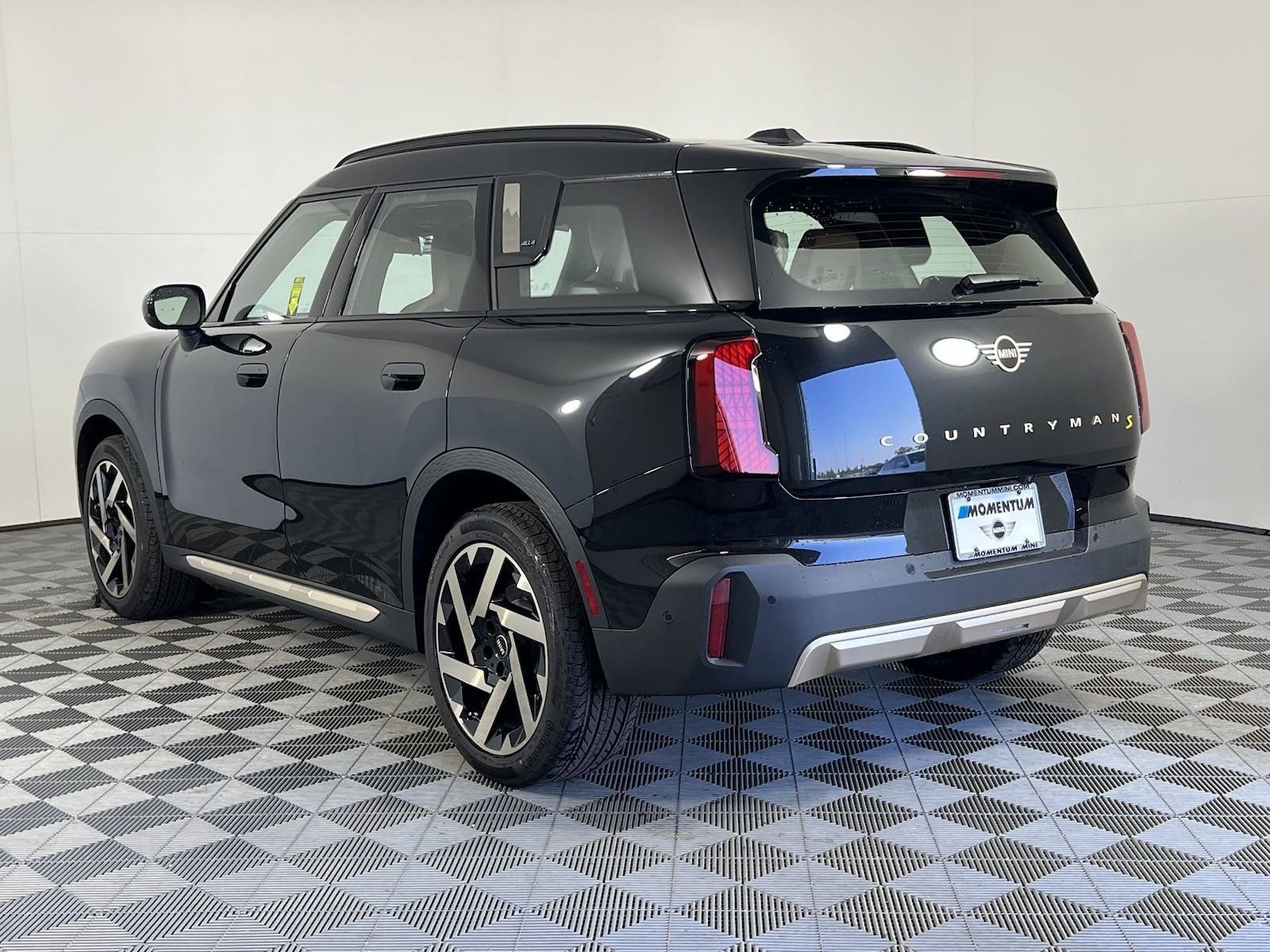 New 2025 MINI Cooper Countryman SE image 3