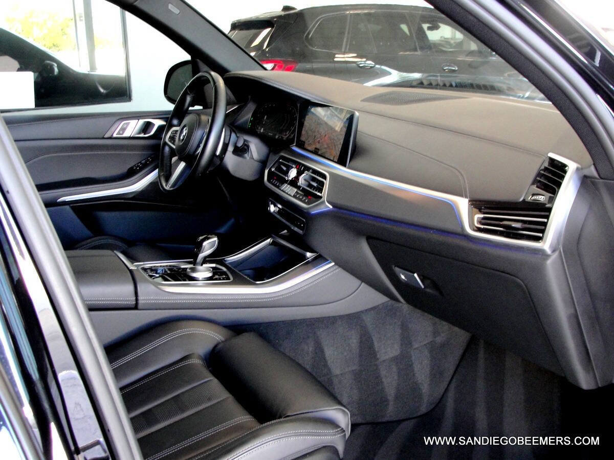 Used 2022 BMW X5 xDrive40i w/ M Sport Package AWD/4WD image 27