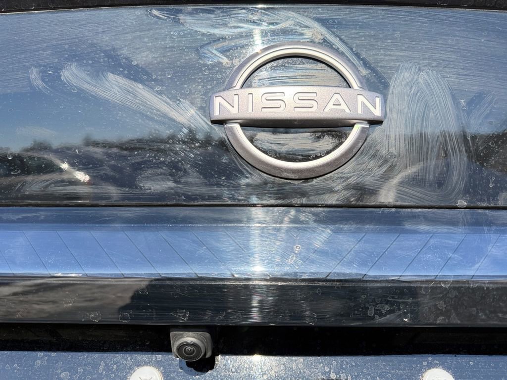New 2026 Nissan Sentra SR w/ SR Premium Package FWD image 17