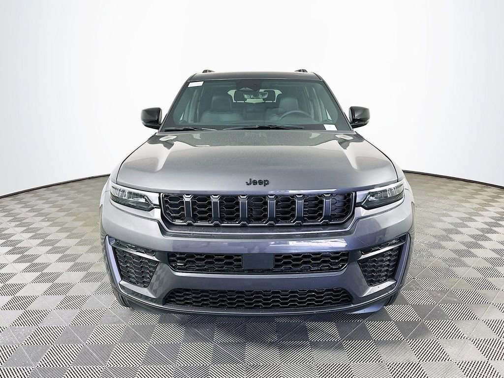 New 2026 Jeep Grand Cherokee L 4WD image 4