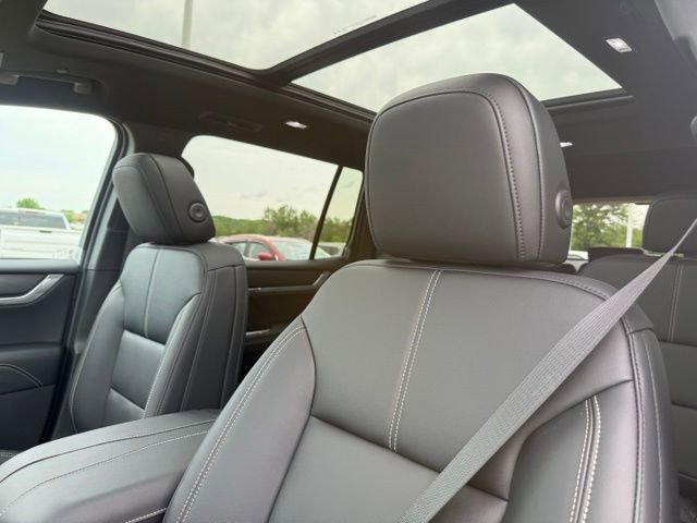 New 2026 GMC Acadia Elevation w/ Super Cruise Package AWD/4WD image 16