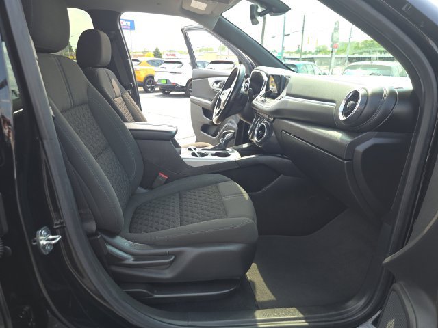 Used 2019 Chevrolet Blazer LT FWD image 28