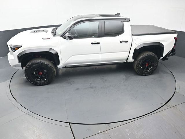 Certified 2025 Toyota Tacoma TRD Pro AWD/4WD image 37