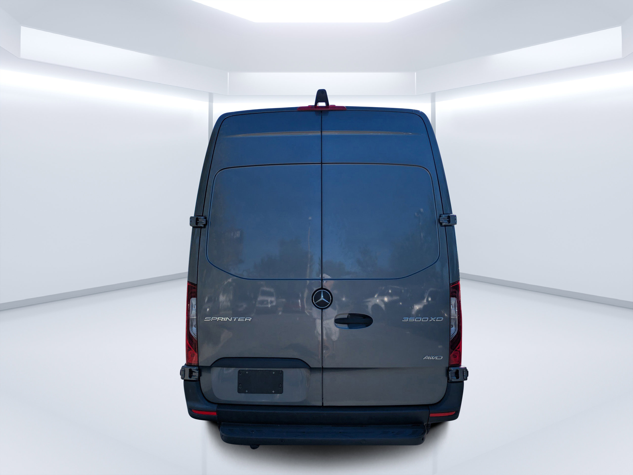 Used 2024 Mercedes-Benz Sprinter 3500 image 4