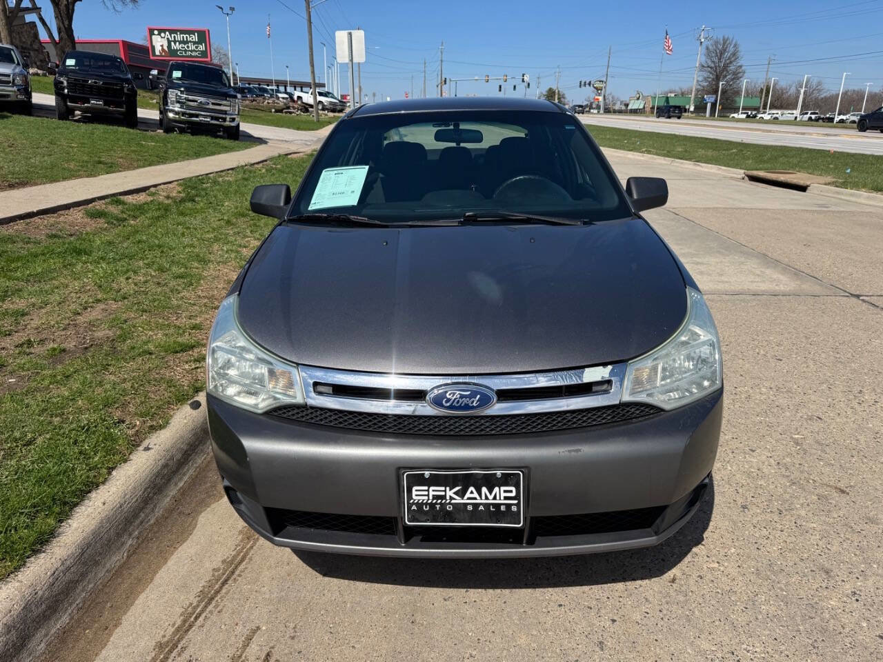Used 2011 Ford Focus SE image 8