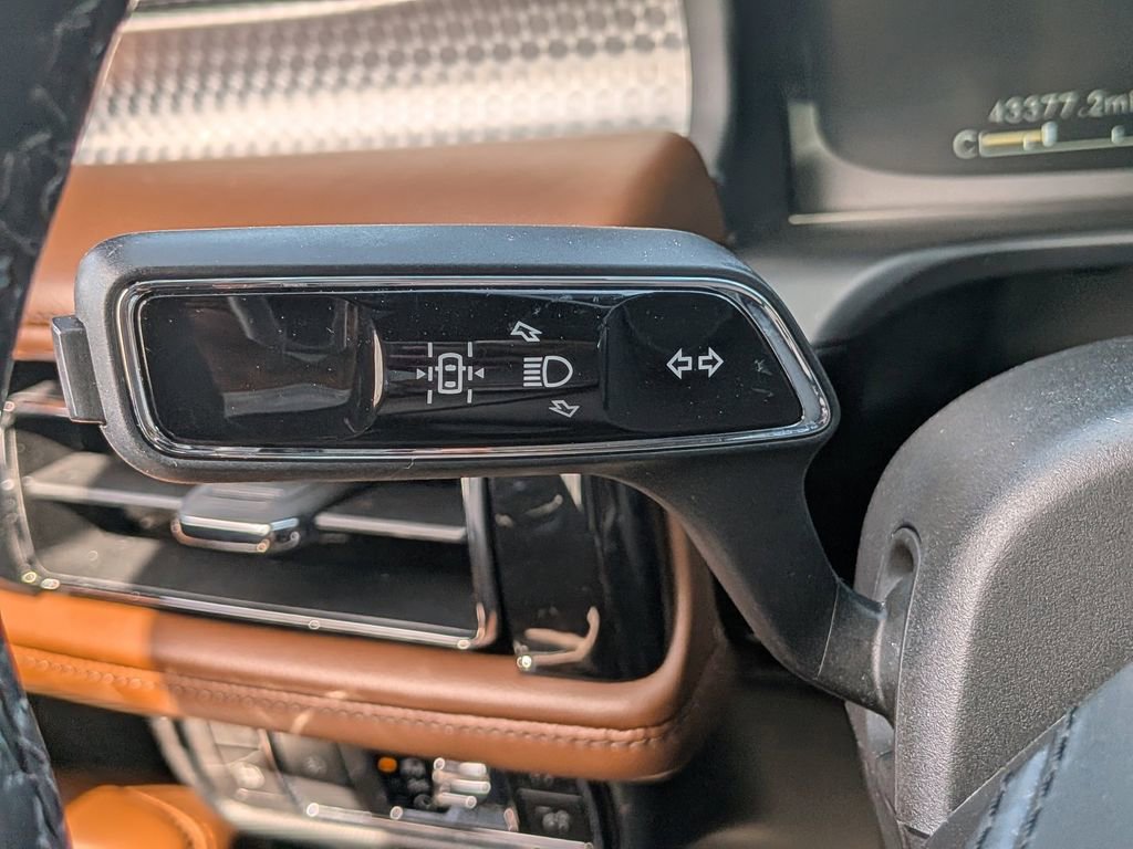 Used 2022 Lincoln Aviator Grand Touring w/ Equipment Group 301A image 28