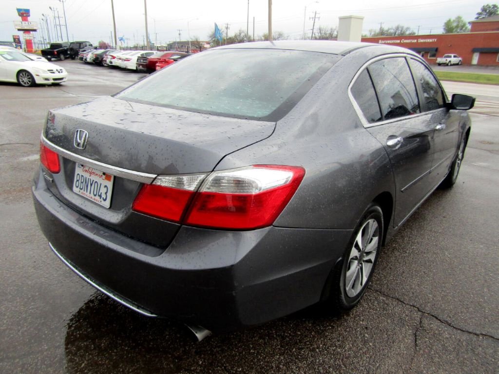 Used 2013 Honda Accord LX image 6