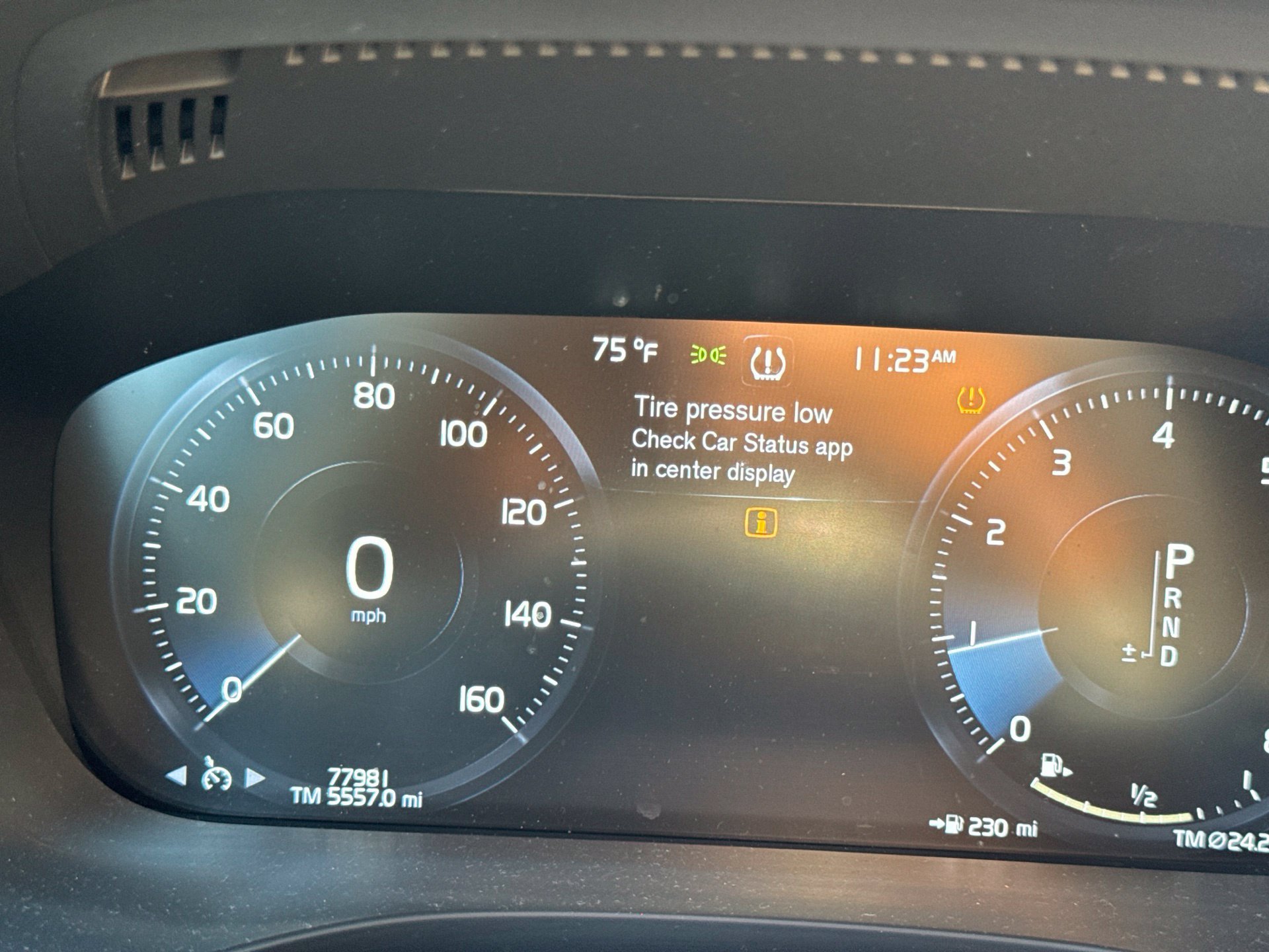 Used 2020 Volvo XC60 T5 Momentum w/ Protection Package Premier FWD image 10