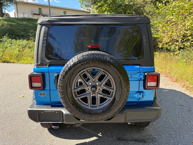 New 2025 Jeep Wrangler Unlimited Sport image 8