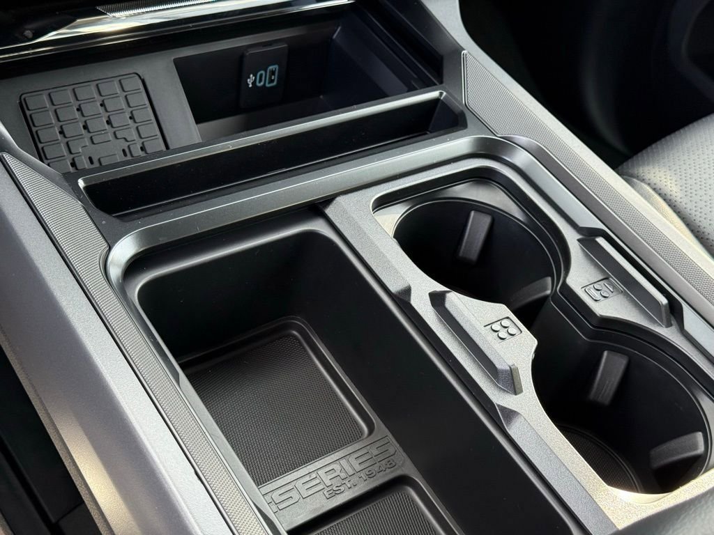 New 2026 Ford F350 Lariat w/ Black Appearance Package image 11