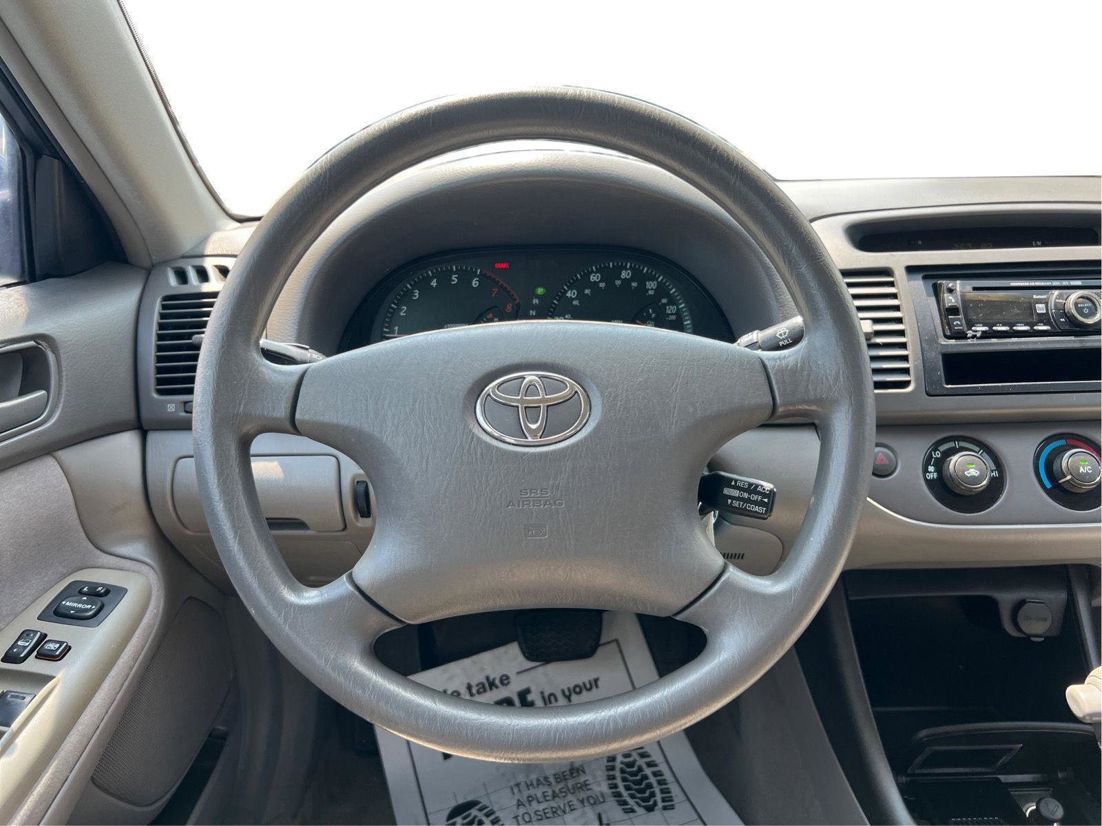 Used 2002 Toyota Camry LE FWD image 11