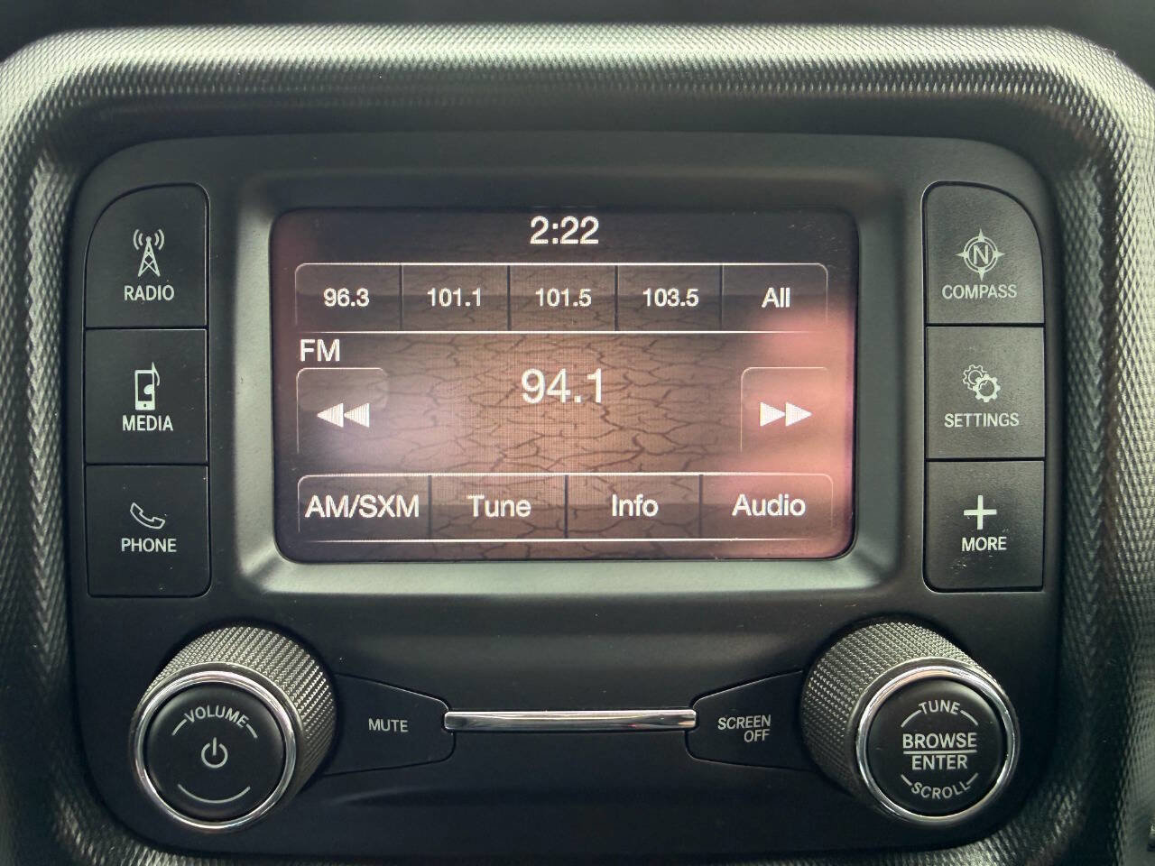Used 2020 Jeep Wrangler Sport AWD/4WD image 38