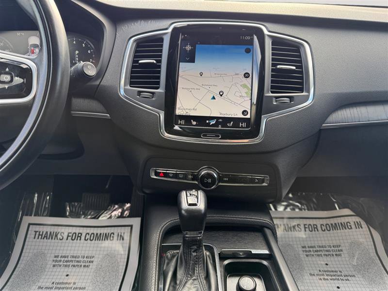 Used 2020 Volvo XC90 T6 Momentum w/ Protection Package image 12