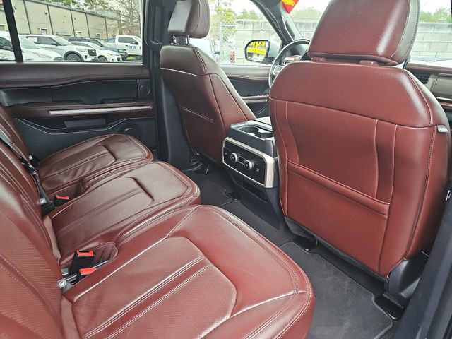 Used 2024 Ford Expedition Limited image 13