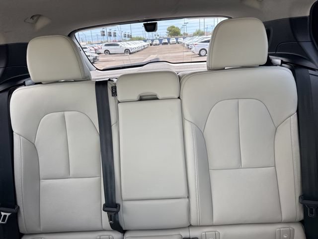 New 2026 Volvo XC40 B5 Ultra w/ Climate Package AWD/4WD image 18