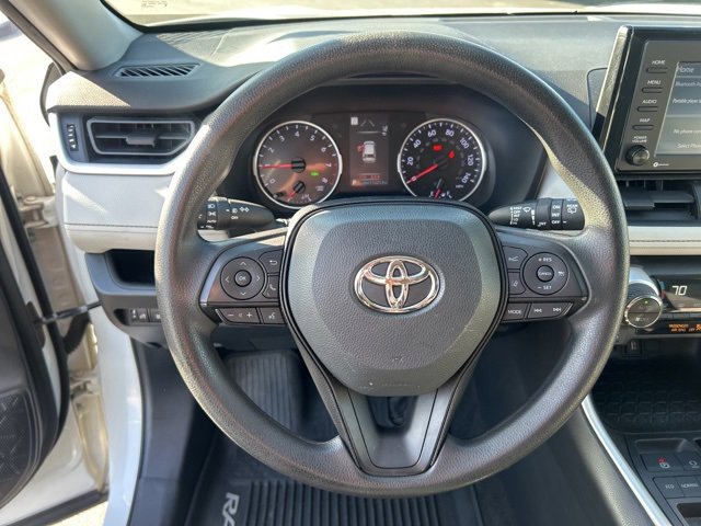 Used 2020 Toyota RAV4 XLE image 17