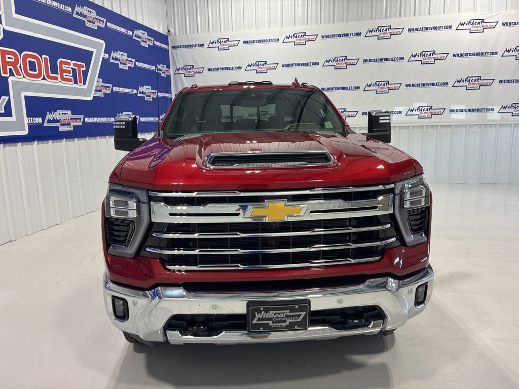Used 2026 Chevrolet Silverado 2500 LTZ AWD/4WD image 13